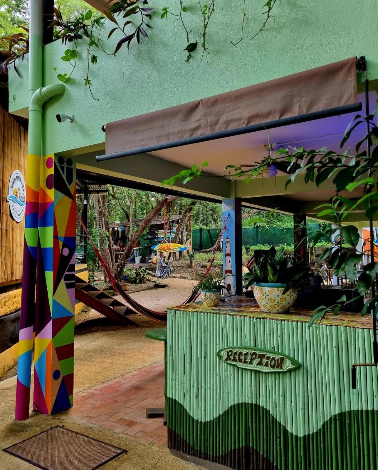 Casa Pura Vida Surf Hostel - Tamarindo Costa Rica Ngoại thất bức ảnh