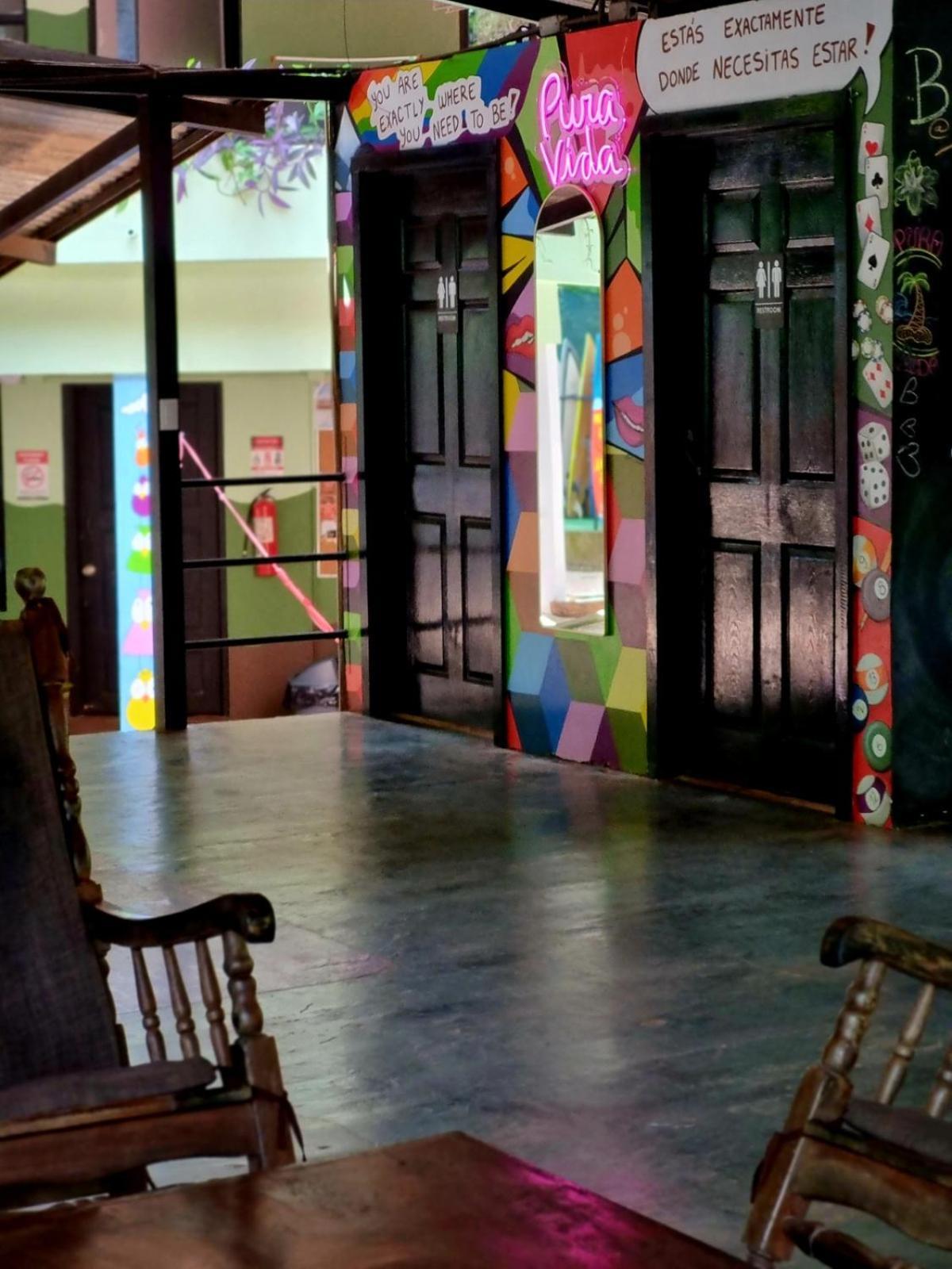 Casa Pura Vida Surf Hostel - Tamarindo Costa Rica Ngoại thất bức ảnh