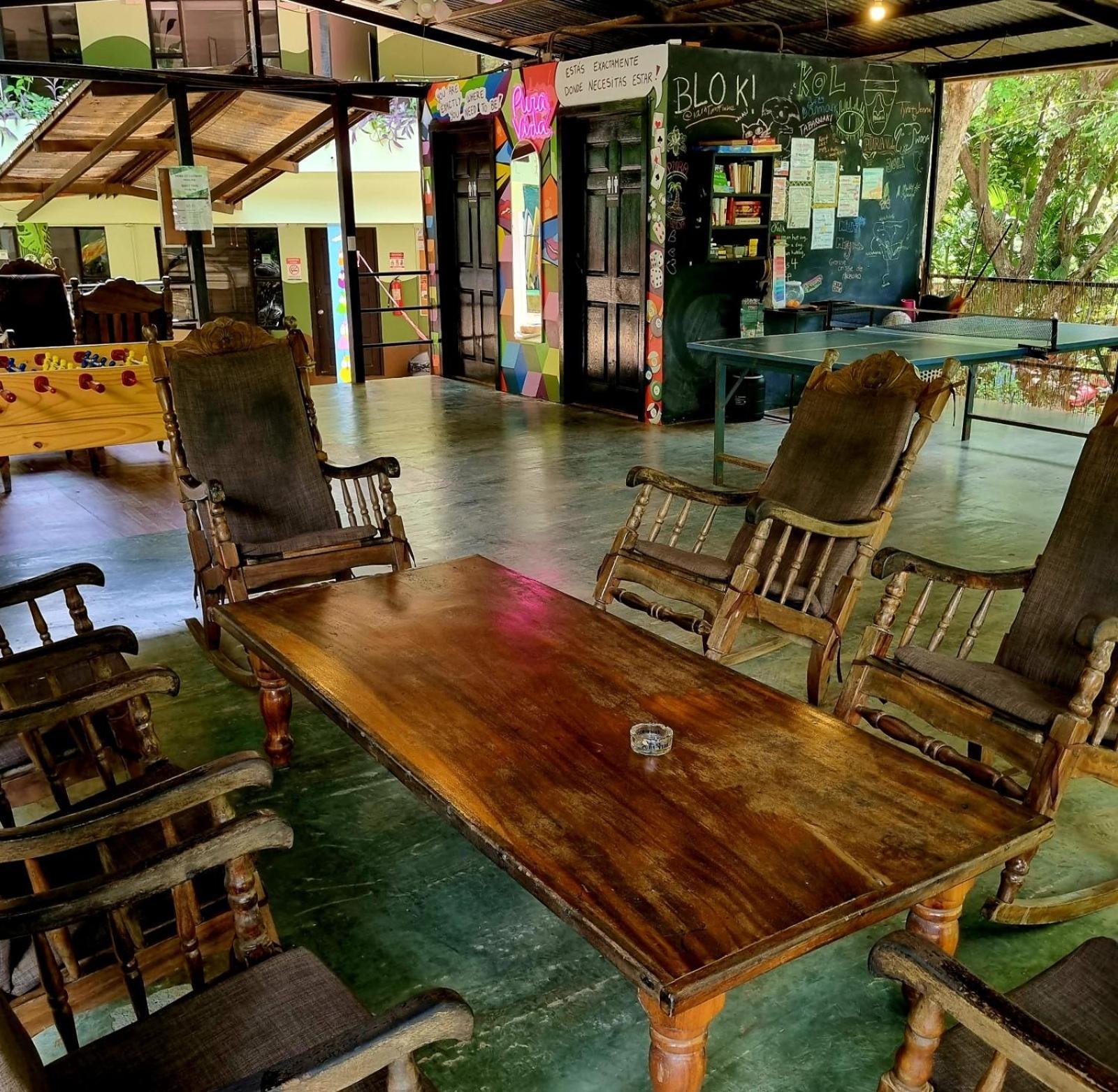 Casa Pura Vida Surf Hostel - Tamarindo Costa Rica Ngoại thất bức ảnh