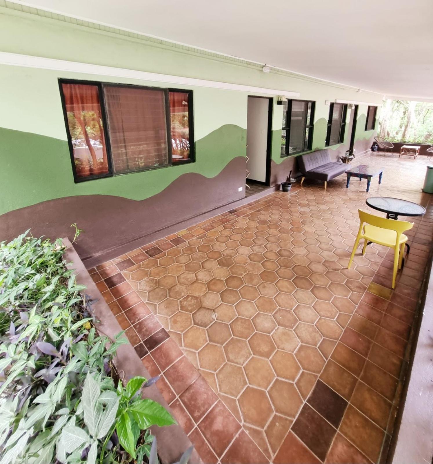 Casa Pura Vida Surf Hostel - Tamarindo Costa Rica Ngoại thất bức ảnh