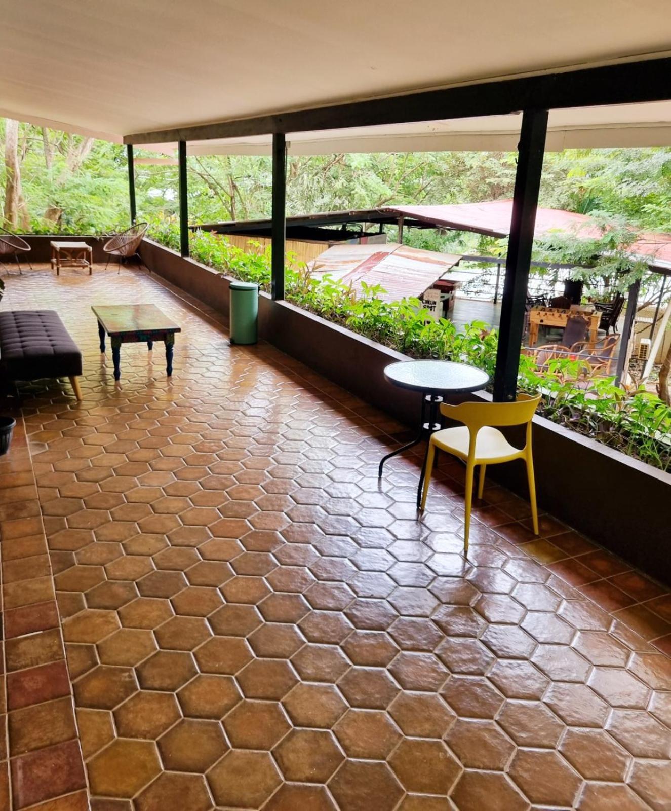 Casa Pura Vida Surf Hostel - Tamarindo Costa Rica Ngoại thất bức ảnh