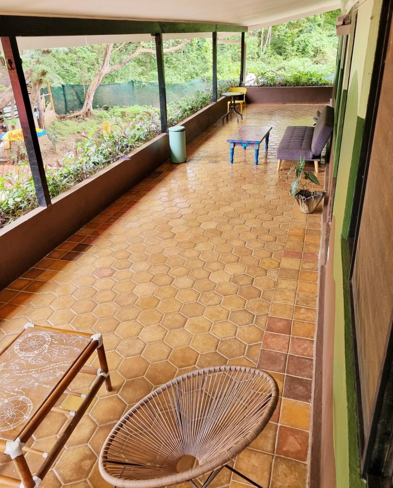 Casa Pura Vida Surf Hostel - Tamarindo Costa Rica Ngoại thất bức ảnh
