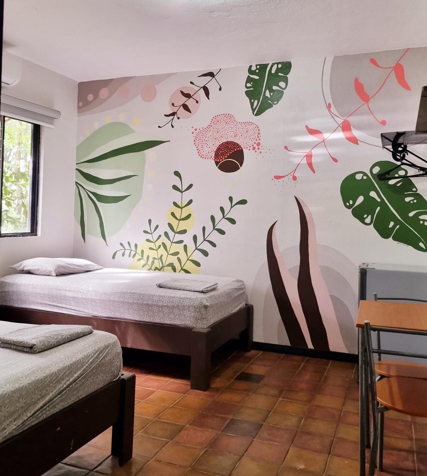 Casa Pura Vida Surf Hostel - Tamarindo Costa Rica Ngoại thất bức ảnh